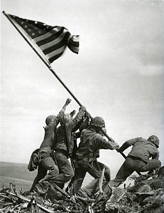 Foto van de tweede vlaghijsing door J. Rosenthal