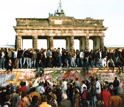 de val van de berlijnse muur historienhistorien