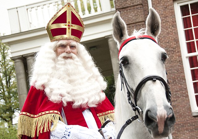 Sinterklaas: de man achter de baard -
