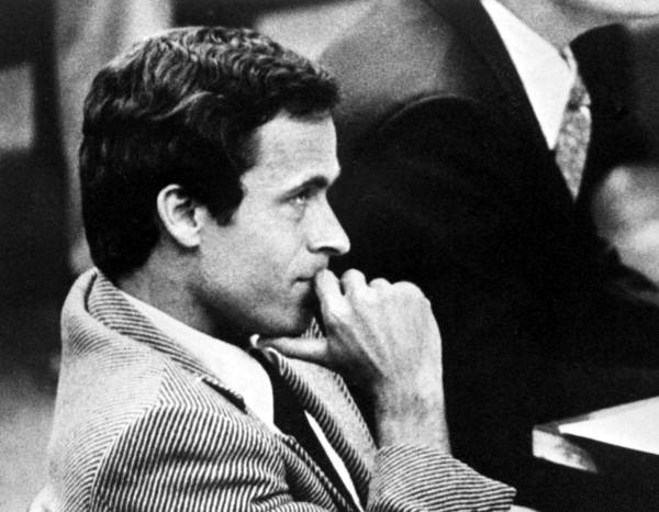 Seriemoordenaar Ted Bundy ontving dagelijks fanmail van tientallen vrouwen.. .(bron: Wikimedia)
